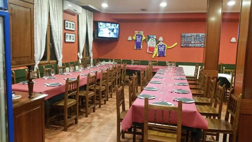 Pension Bide-Ondo Amorebieta-Etxano Exteriér fotografie